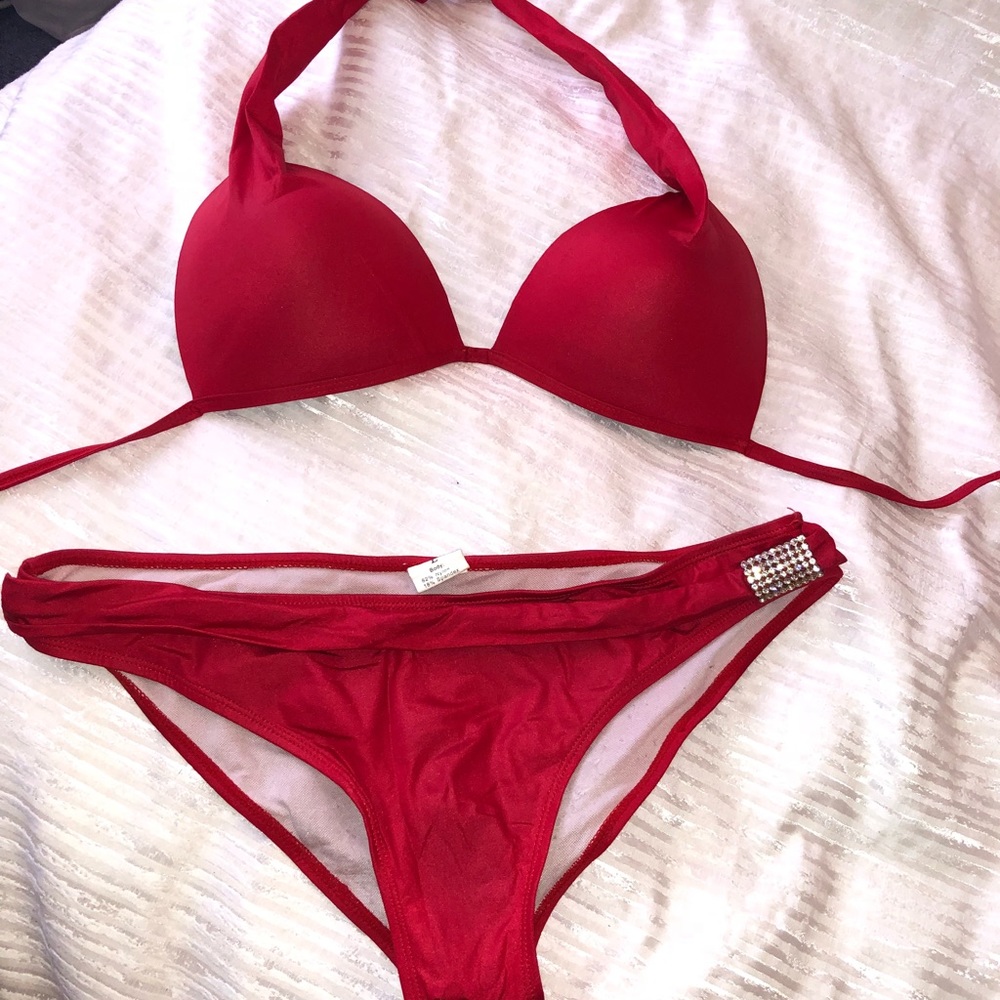 Red Bikini - image 5
